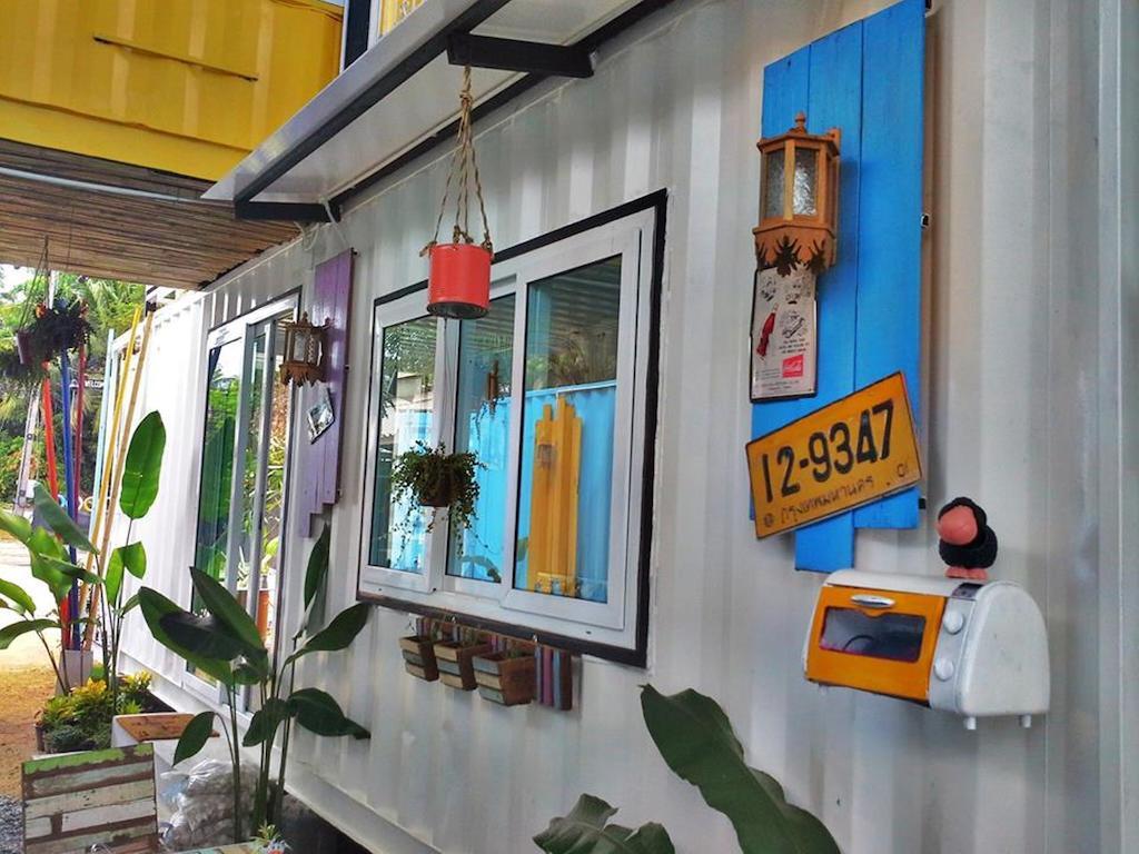Think & Retro Cafe Lipa Noi Samui Hostel Ngoại thất bức ảnh