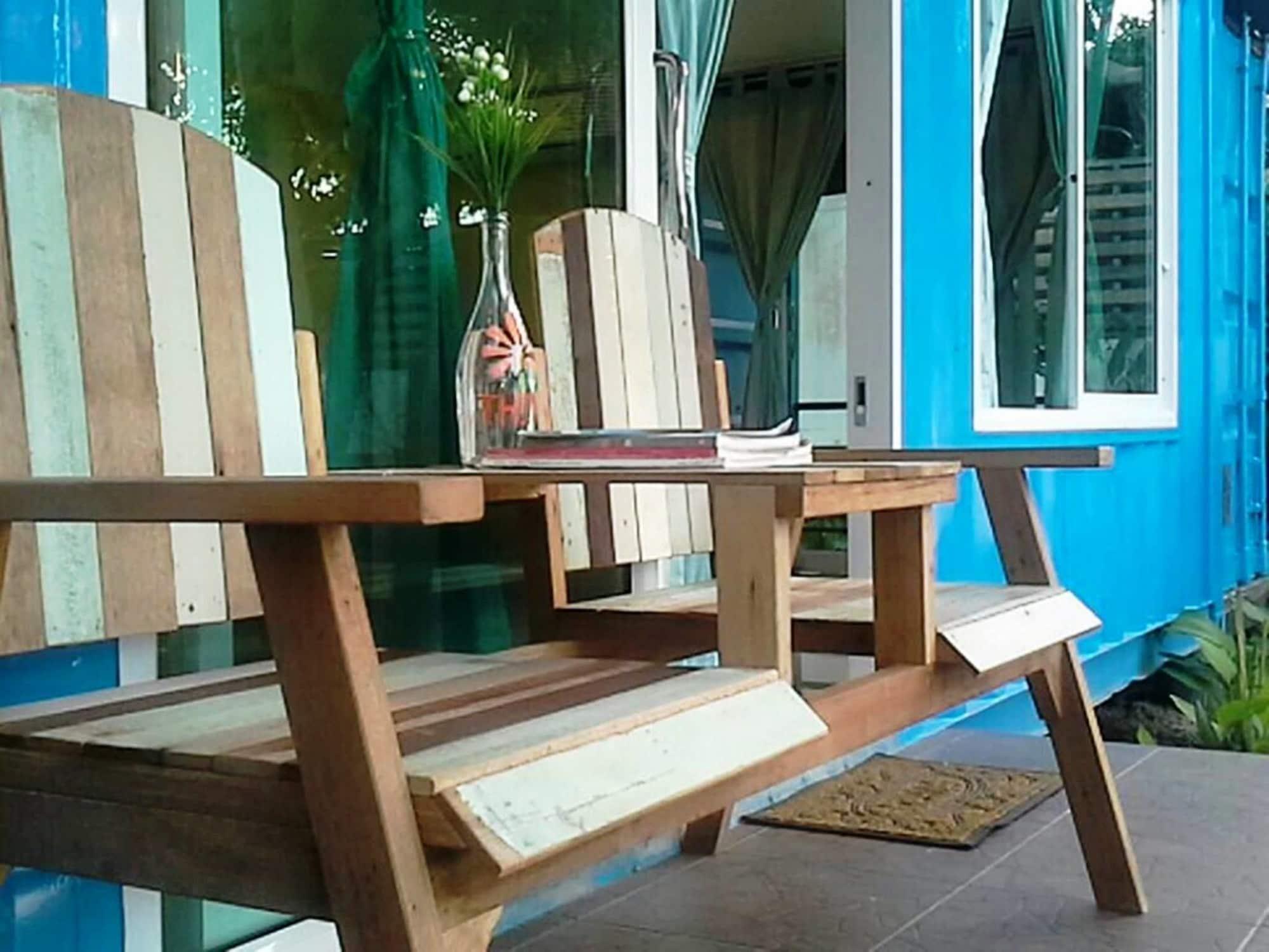 Think & Retro Cafe Lipa Noi Samui Hostel Ngoại thất bức ảnh
