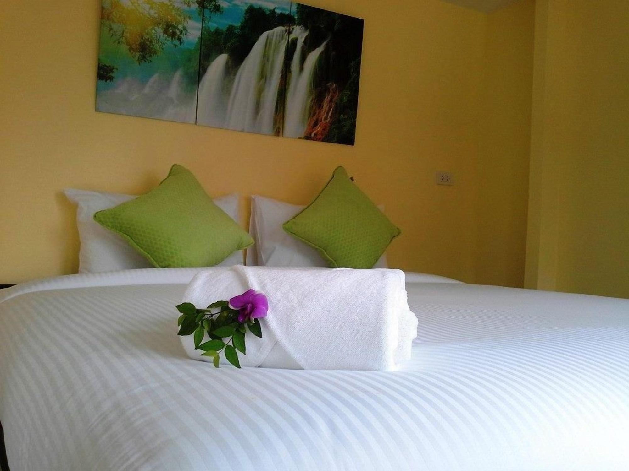 Think & Retro Cafe Lipa Noi Samui Hostel Ngoại thất bức ảnh