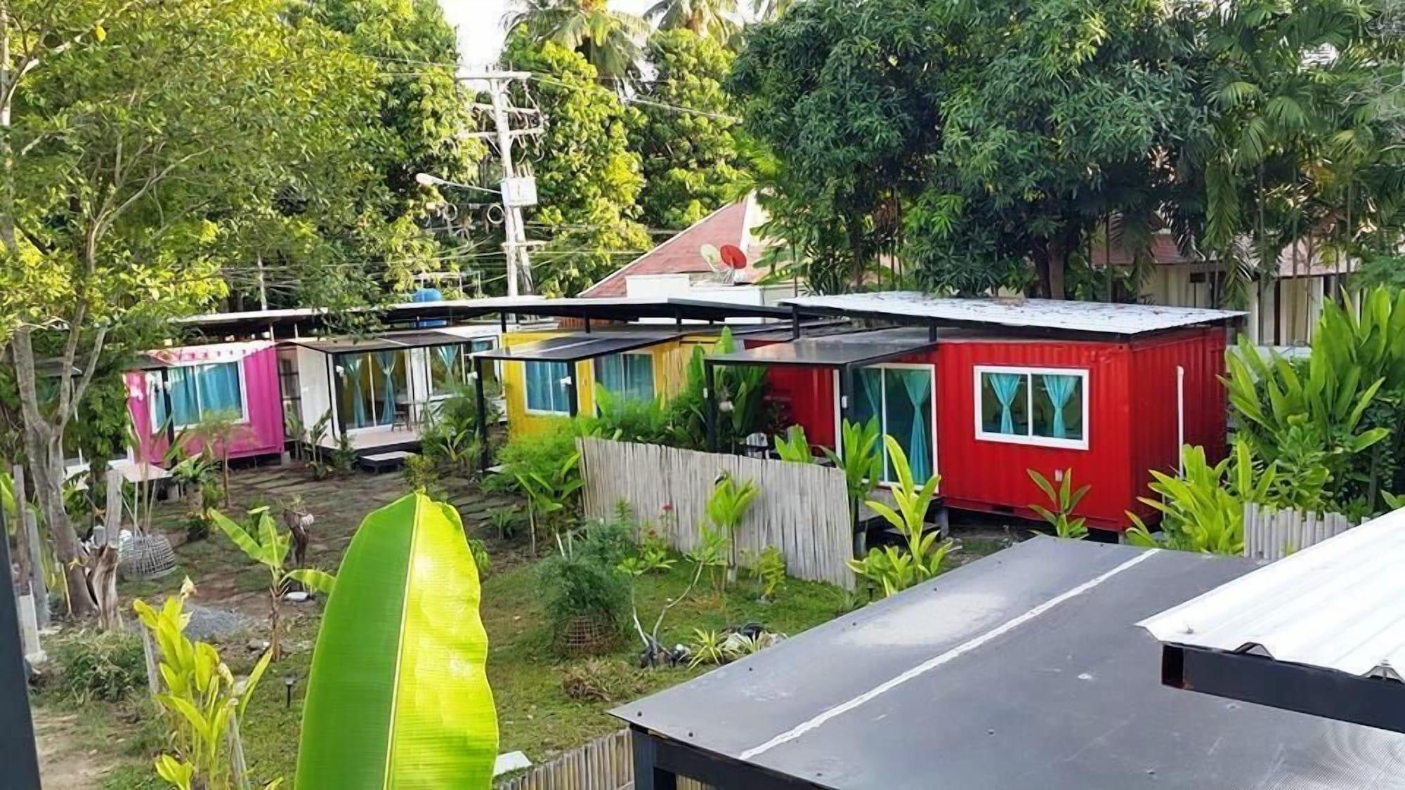 Think & Retro Cafe Lipa Noi Samui Hostel Ngoại thất bức ảnh
